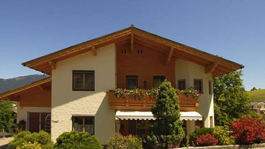 Ferienwohnung für 2 Personen, mit Terrasse und Garten, kinderfreundlich im Salzburger Land