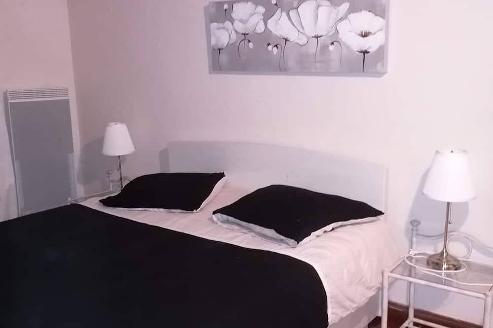 Entire apartment, Charming apartment in the heart of Bergerac in Bergerac, Périgord Pourpre