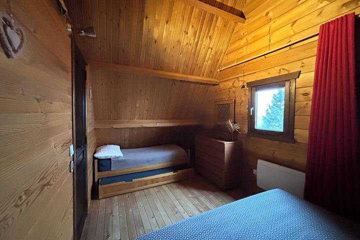 Gîte pour 8 personnes, avec terrasse à Camurac - 3