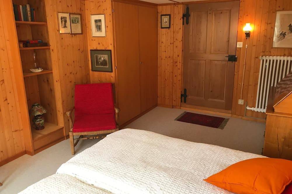 Chalet Alpenblick Apartment, 2 bed rooms, 4 beds in Lauterbrunnen, Grindelwald en omgeving