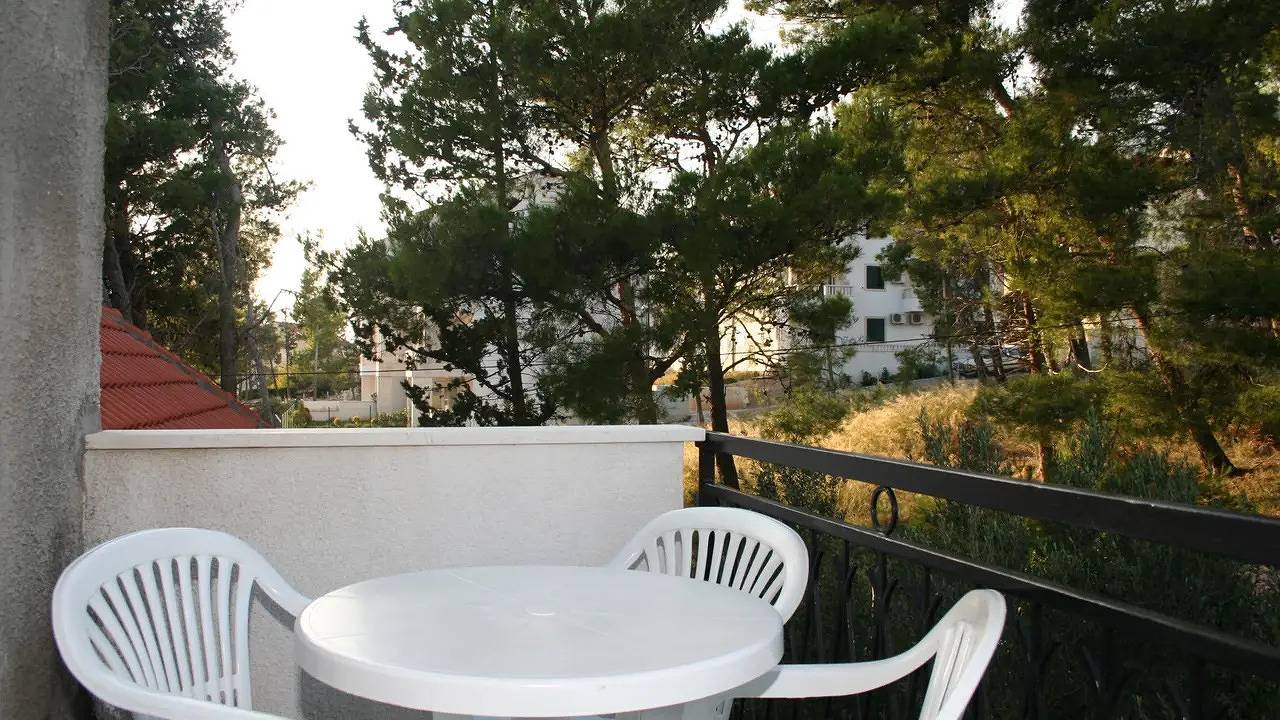 Cijeli apartman za odmor, Ferienwohnung für 3 Personen (26 m²) in Bol in Bol otok Brač, Bol