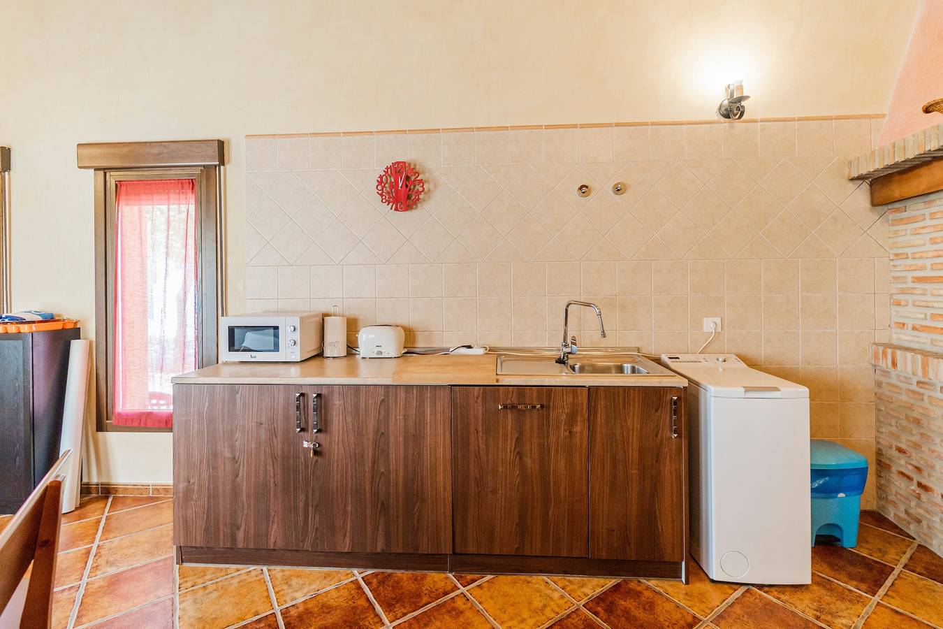 Casa rural 'Dehesa de Santa Ursula 1' con jardín y balcón in Espeja de San Marcelino, Provincia de Soria