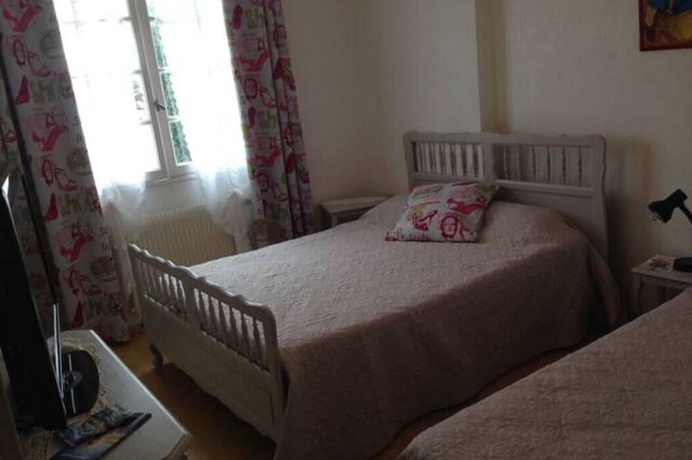Chambres d'hôtes Maison du bonheur \"Chez Colny\" in Machecoul-Saint-Même, Région de Nantes