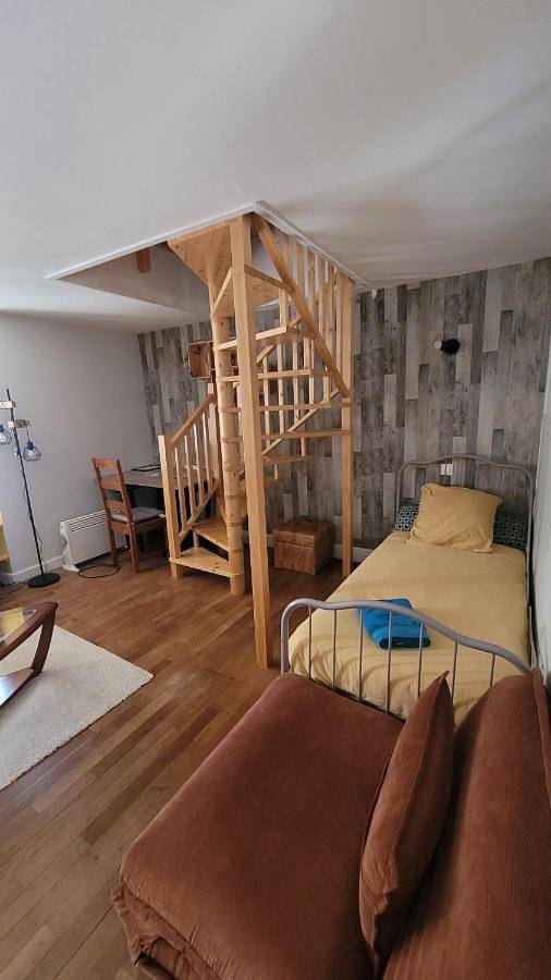 Gîte pour 4 personnes, avec balcon, animaux acceptés dans Vatan - 4