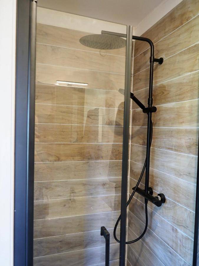 Gîte pour 2 personnes, avec vue et terrasse à Gan - 4