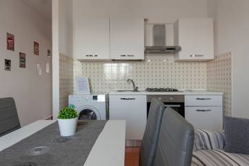 Apartment for 2 People in Pisa, Italian Riviera, Photo 4