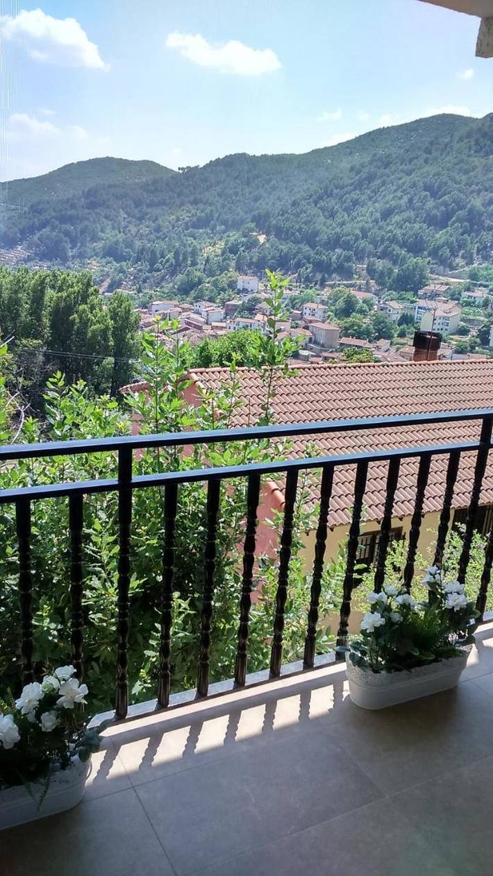 Casa rural para 11 personas, con piscina además de jardín y vistas en Sierra de Gredos - 3