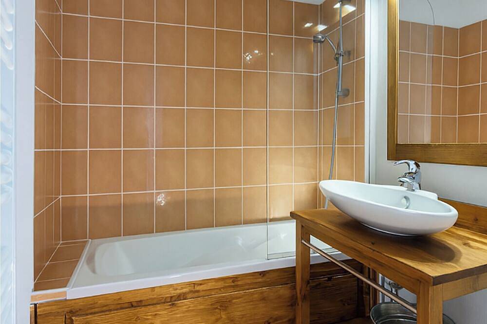 Entire apartment, Cozy apartment x6 in a ski resort in the Queyras - swimming pool, jacuzzi, sauna in Abriès-Ristolas, Queyras