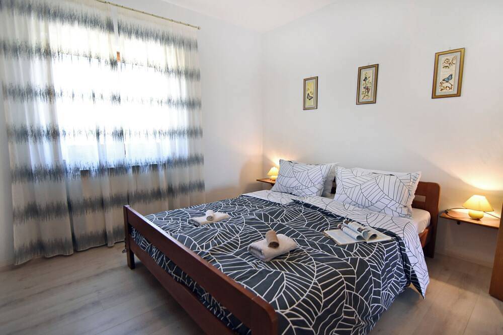 Entire apartment, Peaceful flat surrounded by nature in Umag, Umag Region