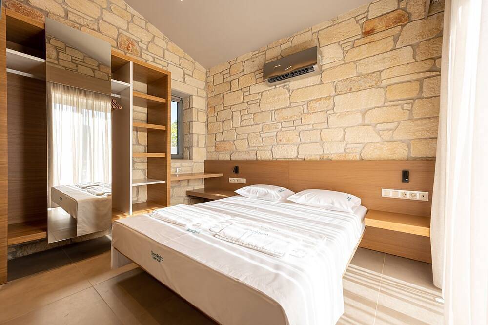 Terra Petra Luxury Villas - Gaia Villa in Vourvourou, Sithonia Halbinsel