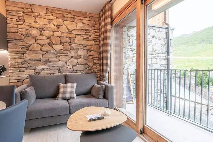 Gîte pour 5 personnes, avec sauna et piscine ainsi que balcon et jacuzzi dans Office De Tourisme De Tignes Le Lac - 4