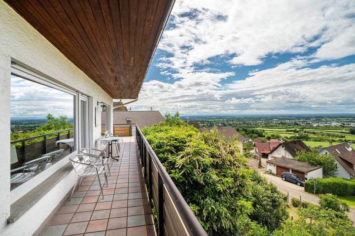 Apartmenthaus -Baden-Chalet- mit Panoramablick ins Rheintal - nahe Baden-Baden & Schwarzwald in Neusatz, Bühl