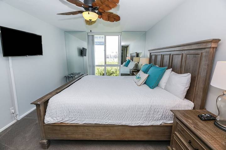 Casa de campo para 6 personas, con jacuzzi y sauna además de balcón y piscina en California