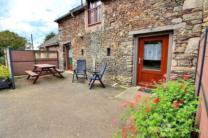 Gîte pour 3 personnes, avec Terrasse ainsi que Jardin et Vue à Hénanbihen