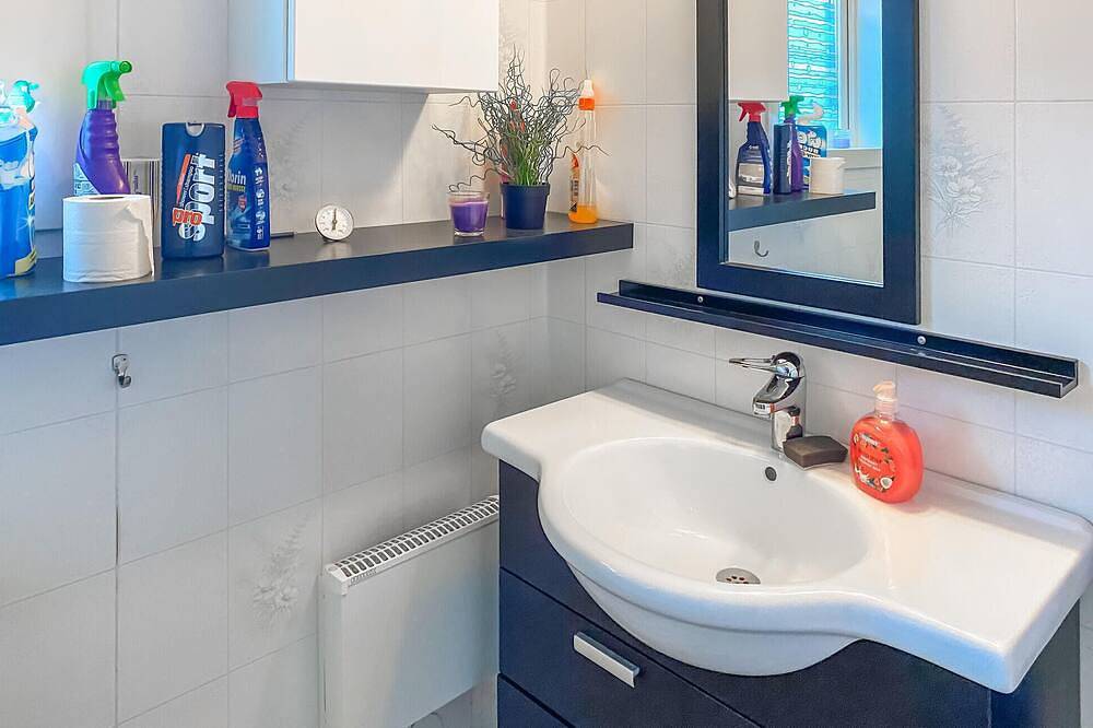 Tolles Haus mit 1 Schlafzimmer in. in Jönköping, Vättern