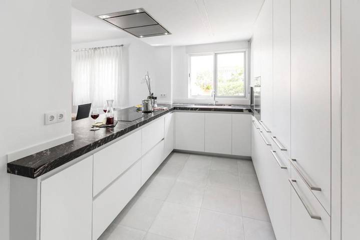 Chalet para 6 personas, con vistas además de jardín y piscina, Familias con niños en l'Alacantí - 2