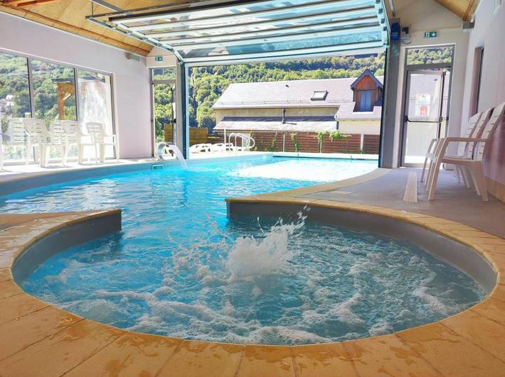 Location de vacances pour 5 personnes, avec jardin ainsi que vue et piscine, animaux acceptés à Luz-Saint-Sauveur - 3