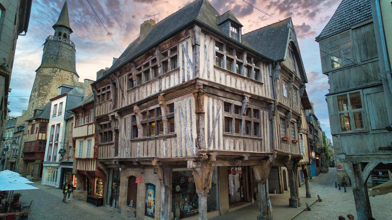 Deluxe Double Room in Dinan, Région de Dinan