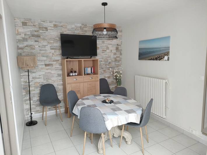 Gîte pour 6 personnes, avec terrasse - 1