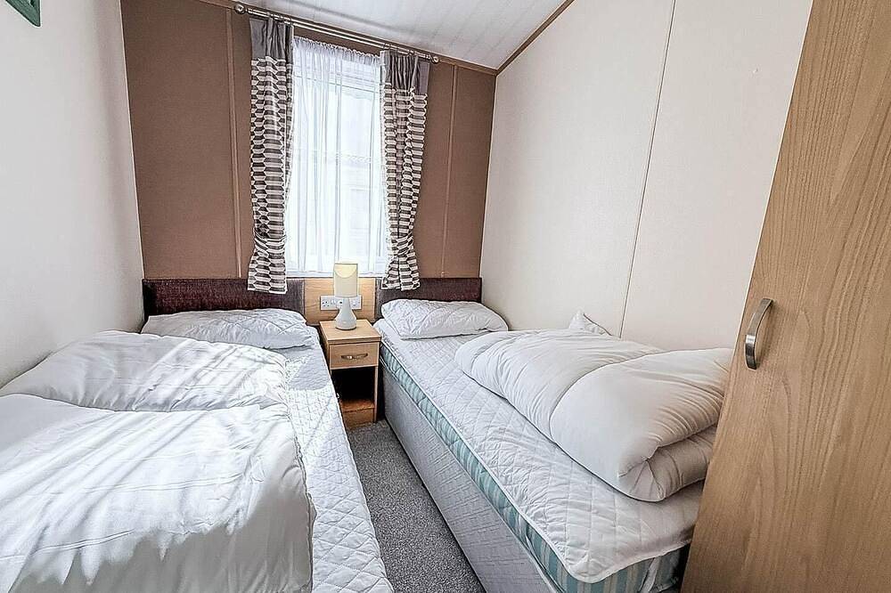 Beautiful lodge at Manor Park nearby Hunstanton beach in Hunstanton, Norfolk Coast