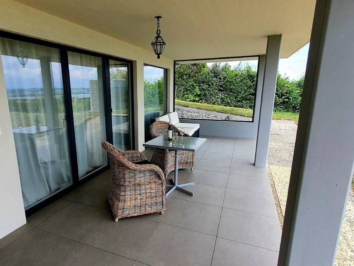 Ferienwohnung für 3 Personen, mit Garten im Drei-Seen-Land