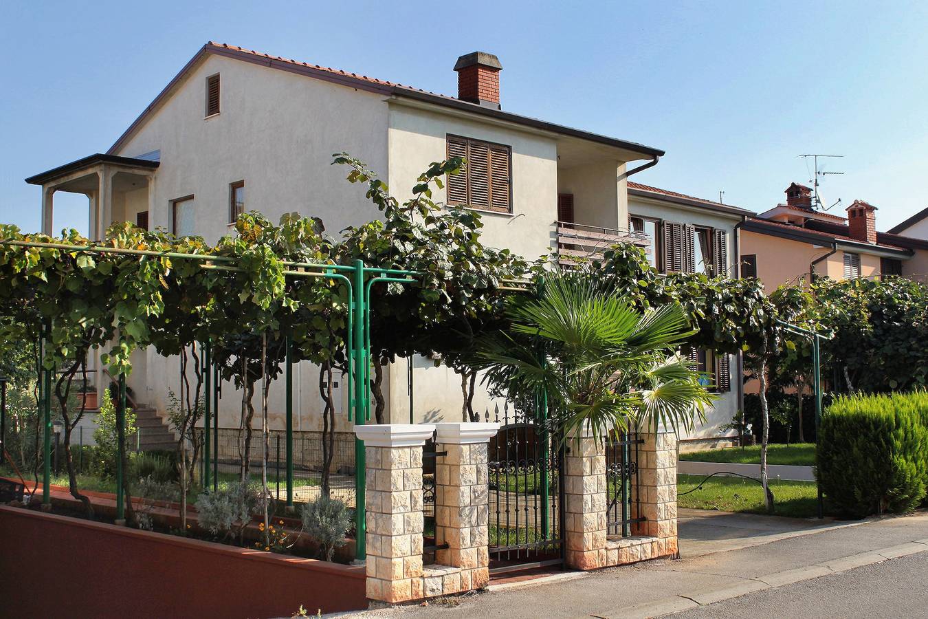 Appartement entier, Appartement de deux chambres avec la terrasse Umag A-7109-a in Umag, Région d'Umag