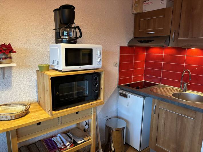 Ganze Wohnung, Studio-Kabine an der Skipiste, 3 Betten, Parkplatz in Auris, Nationalpark Écrins