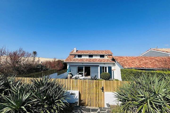 Location de vacances pour 6 personnes, avec Jardin dans Plage des Bourdaines