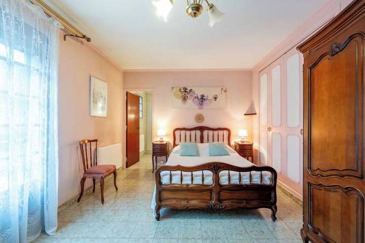 Location de vacances pour 10 personnes, avec jardin à Vinassan - 2