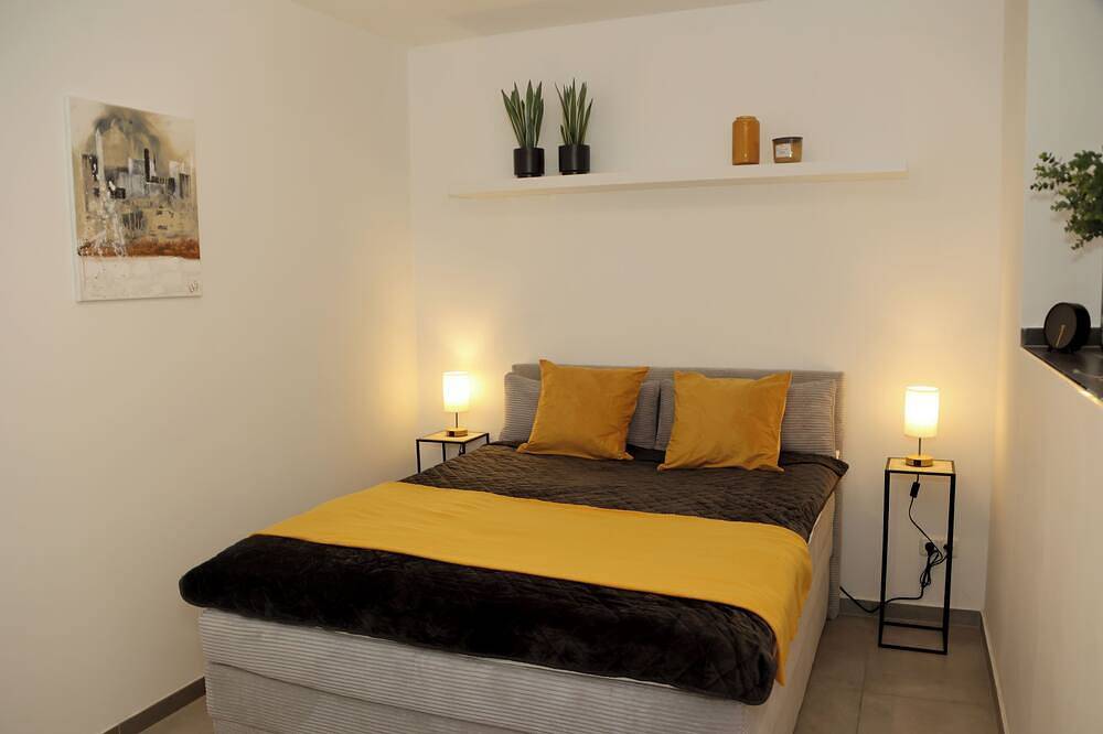 Ganze Wohnung, Tuacasa - Gemütliches Souterrain Apartment in Lippstadt, Kreis Soest