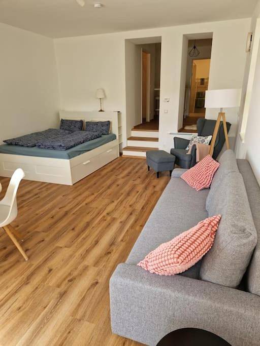 Ganze Wohnung, Beethoven29 / Studio mit Garten direkt in Krems in Krems an der Donau, Donau Niederösterreich