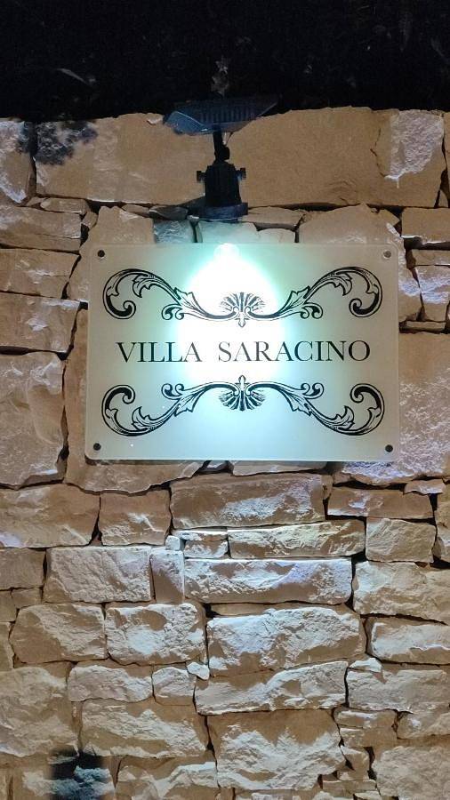 Villa Saracino in Lido Cala d'Oro, Bari