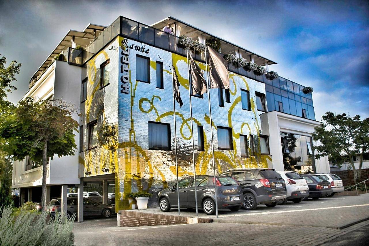 Hotel Ramka & Restaurant & Wine Bar in Poznań, Wielkopolska