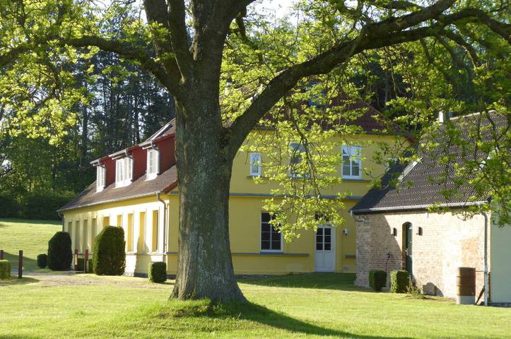 Ferienwohnung für 5 Personen, mit Sauna und Garten sowie Seeblick in Gingst - 3