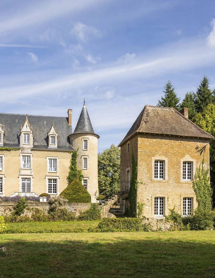 Château pour 15 personnes avec piscine in Lombron, Sarthe