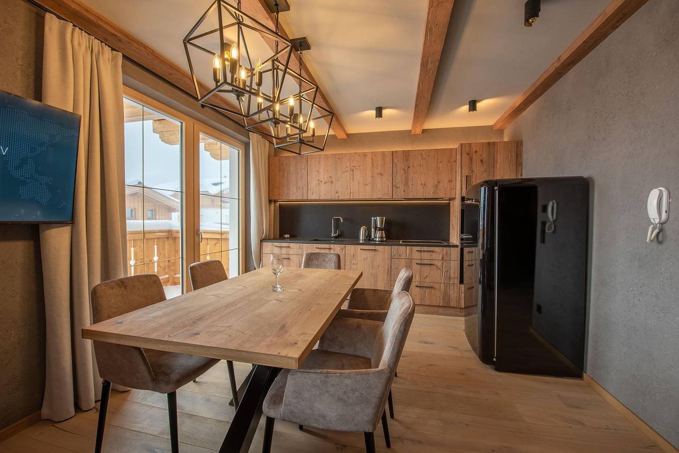 Ganze Wohnung, Modernes Apartment mit Bergblick, Sauna und Pistennähein der Zillertal Arena in Hochkrimml, Krimml