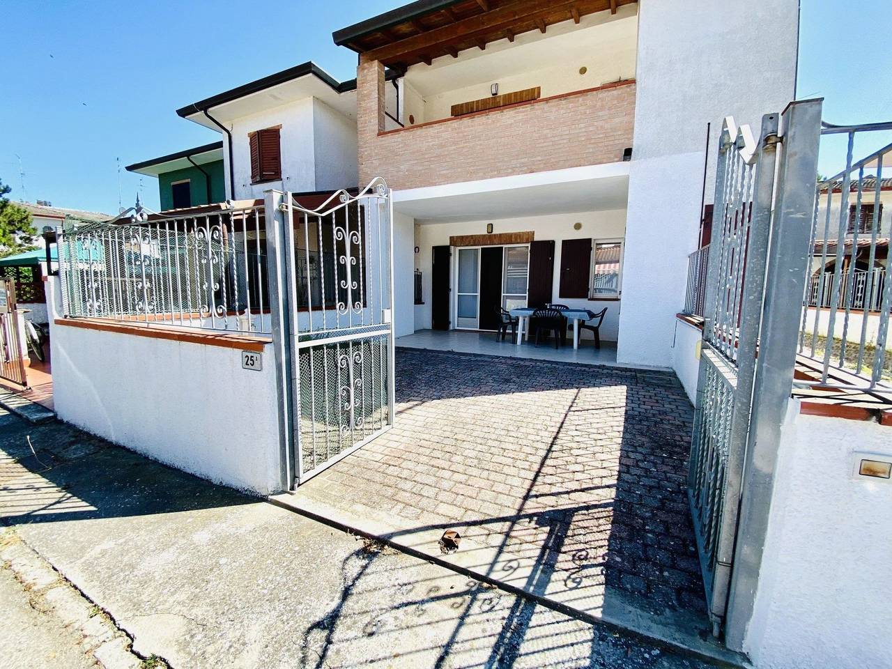 Holiday home for 4 people with terrace in Comacchio, Ferrara Province