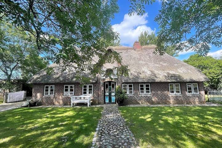 Ferienhaus für 6 Personen, mit Terrasse und Garten sowie Sauna in Aventoft