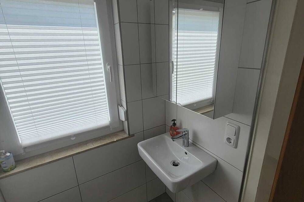 Ganze Wohnung, Ferienap­par­te­ment für 4 Personen mit Gartenblick in Bad Laasphe, Kreis Siegen-Wittgenstein