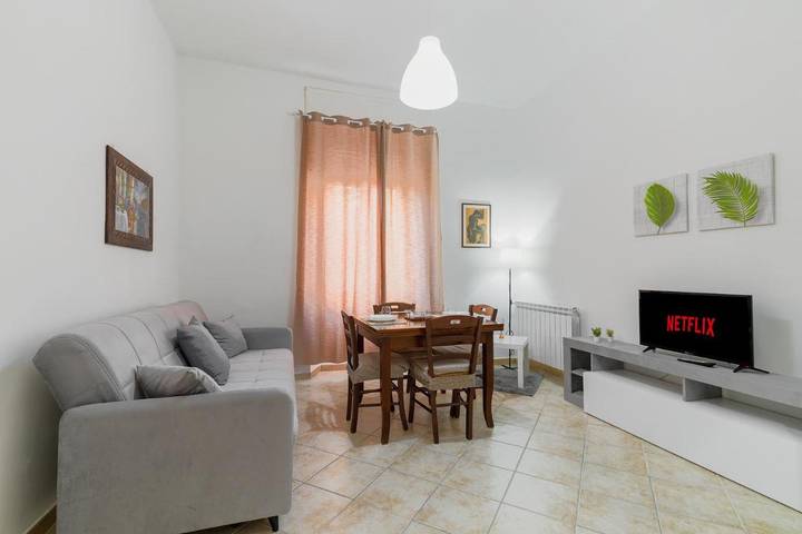 Apartamento de vacaciones para 4 personas, con vistas y jardín - 1
