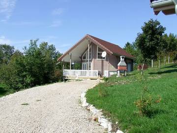 Gîte pour 6 personnes, avec terrasse ainsi que sauna et jardin à Chaux-des-Crotenay