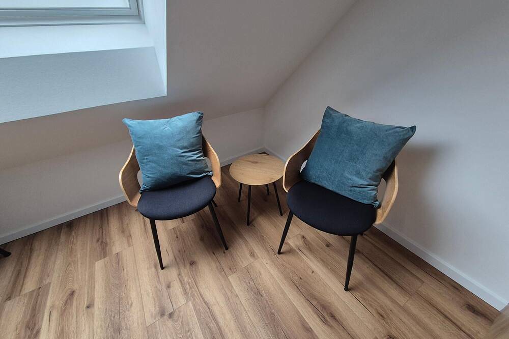 Ganze Wohnung, Gemütliche Ferienwohnung (60qm) mit Balkon in Bad Staffelstein, Oberes Maintal - Coburger Land