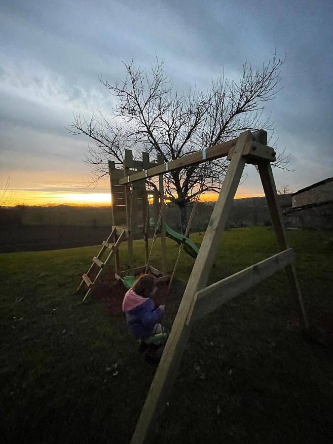 Location de vacances pour 8 personnes, avec vue ainsi que jardin et piscine à Salles (Lot-et-Garonne) - 3