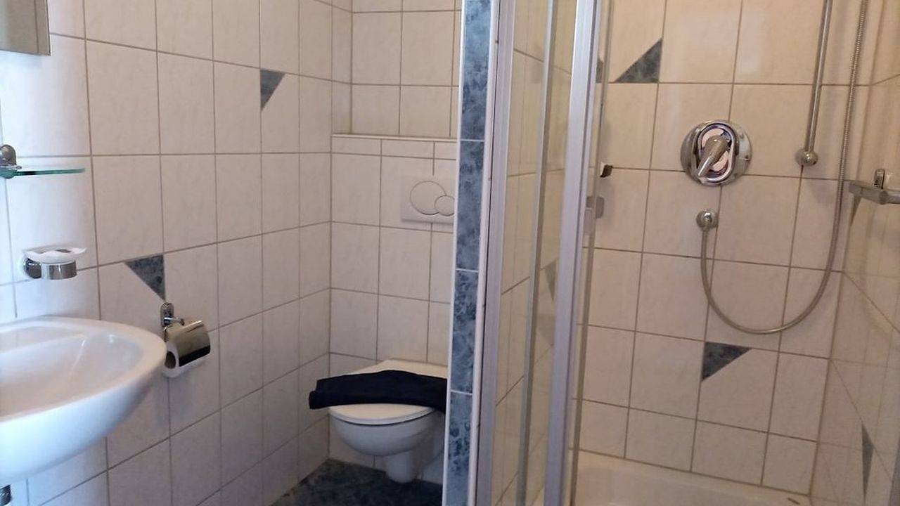 Doppelzimmer für 2 Personen (15 m²) in Tettnang in Tettnang, Region Bodensee-Oberschwaben