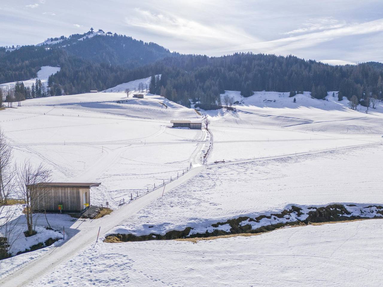 Ganze Wohnung, Sonnige Ferienwohnung, Terrasse und Bergblick in Sankt Jakob in Haus, Kitzbüheler Alpen