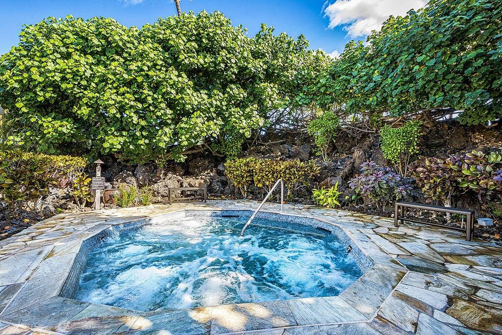 Ganze Wohnung, 🏖️Luxury Mauna Lani Point Condo | Beach Club Access | Remodeled 1Br Retreat in Mauna Lani Resort, Puako