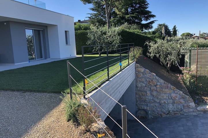 Villa Andrea with swimming pool in Bardolino, Gardasee-Berge