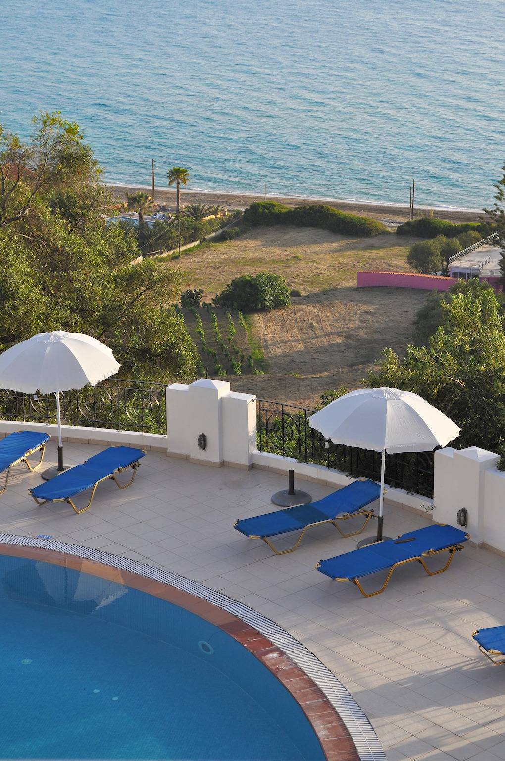 Geheel appartement, Vakantieappartement voor 4 personen met tuin in Agios Gordios, Corfu