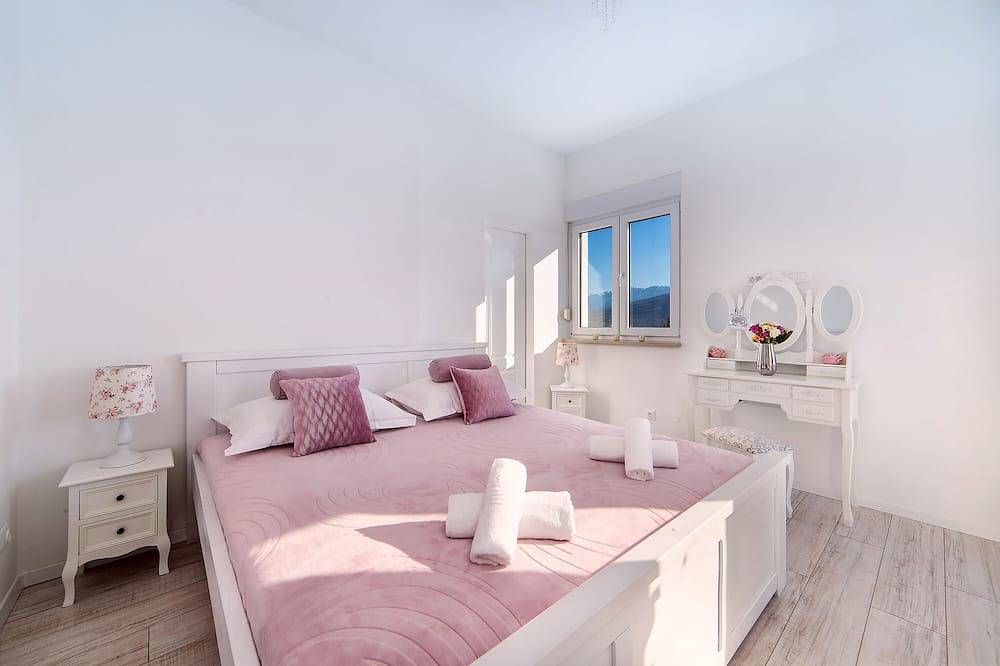Luxusvilla Omas Gold für 8 Personen mit privatem Pool, voll klimatisiert in Makarska Riviera