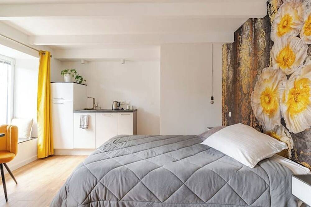 Appartement entier, Agréable studio avec parking gratuit in Saint-Thurien, Région de Quimper